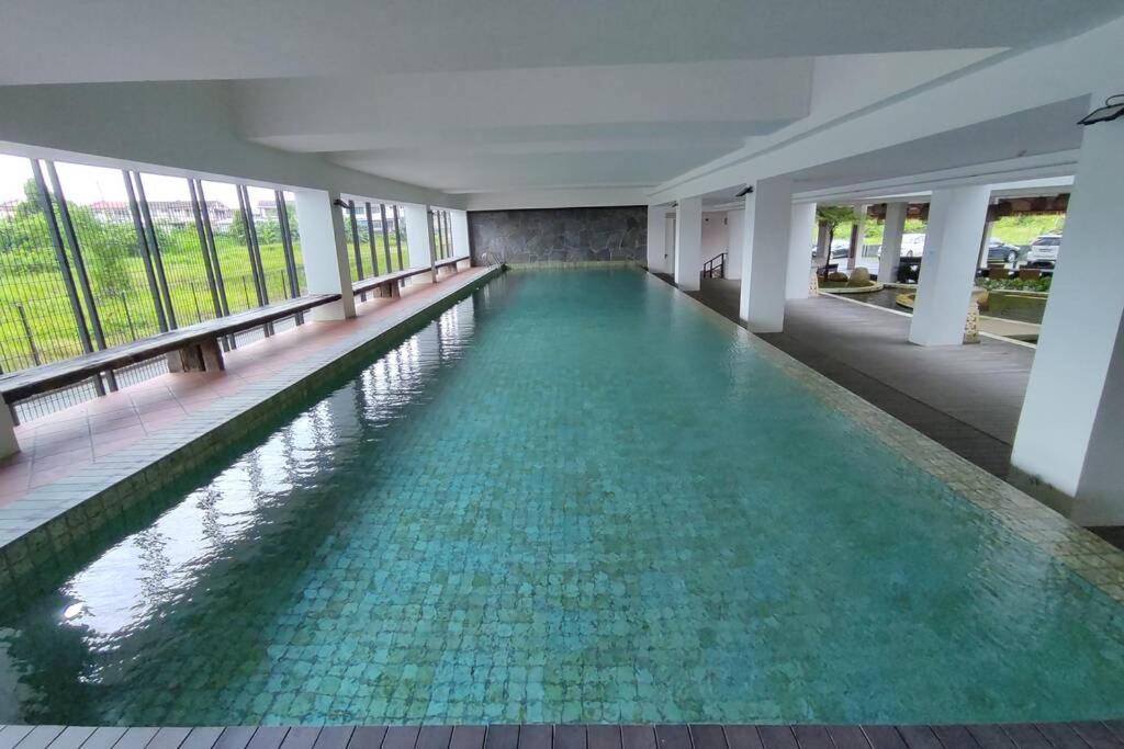 Cozzyhome@Rex Bdc Kuching Exterior photo